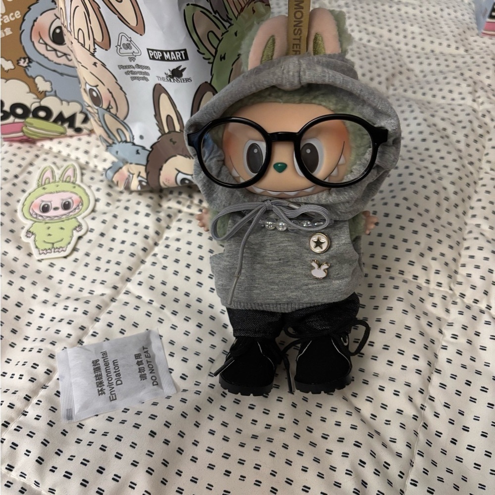 : : POP MART EXCITING MACARON CUSTOM LABUBU : : - Picture 4 of 16